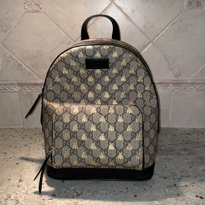 Limited Edition GG Supreme Small Bees Print Backpack